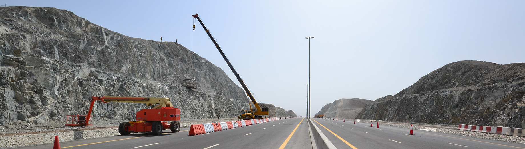 Slope protection work for the Dubai-Fujairah Freeway