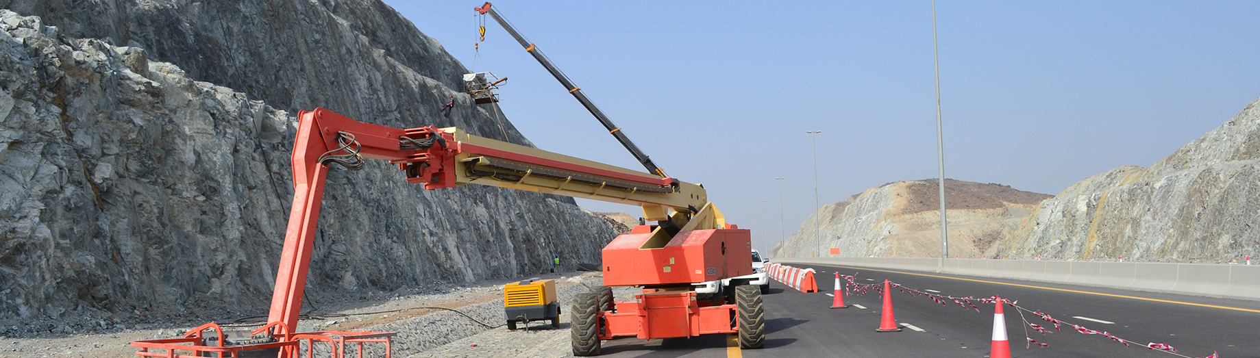 Slope protection work for the Dubai-Fujairah Freeway