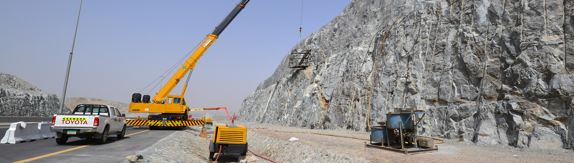 Slope protection work for the Dubai-Fujairah Freeway